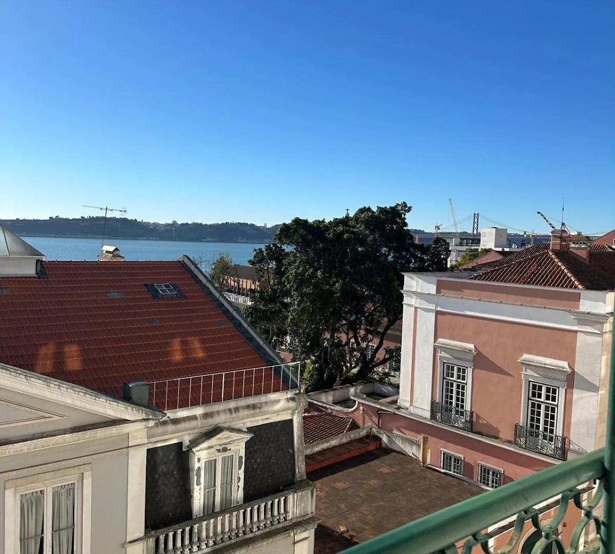Lägenhet Varandas Do Marques Lisboa